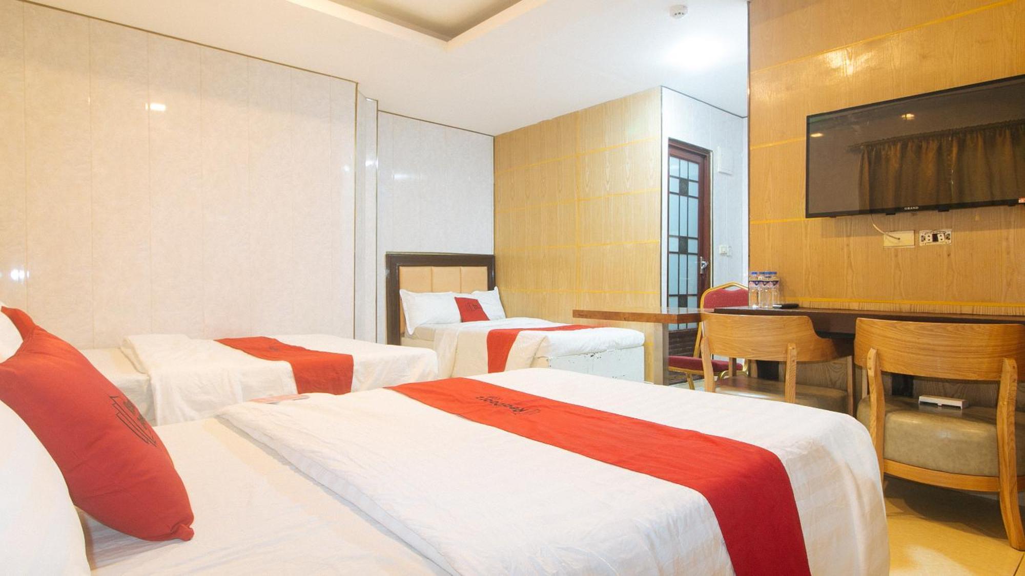 Reddoorz At Winter Hotel Araneta Quezon City Exterior foto