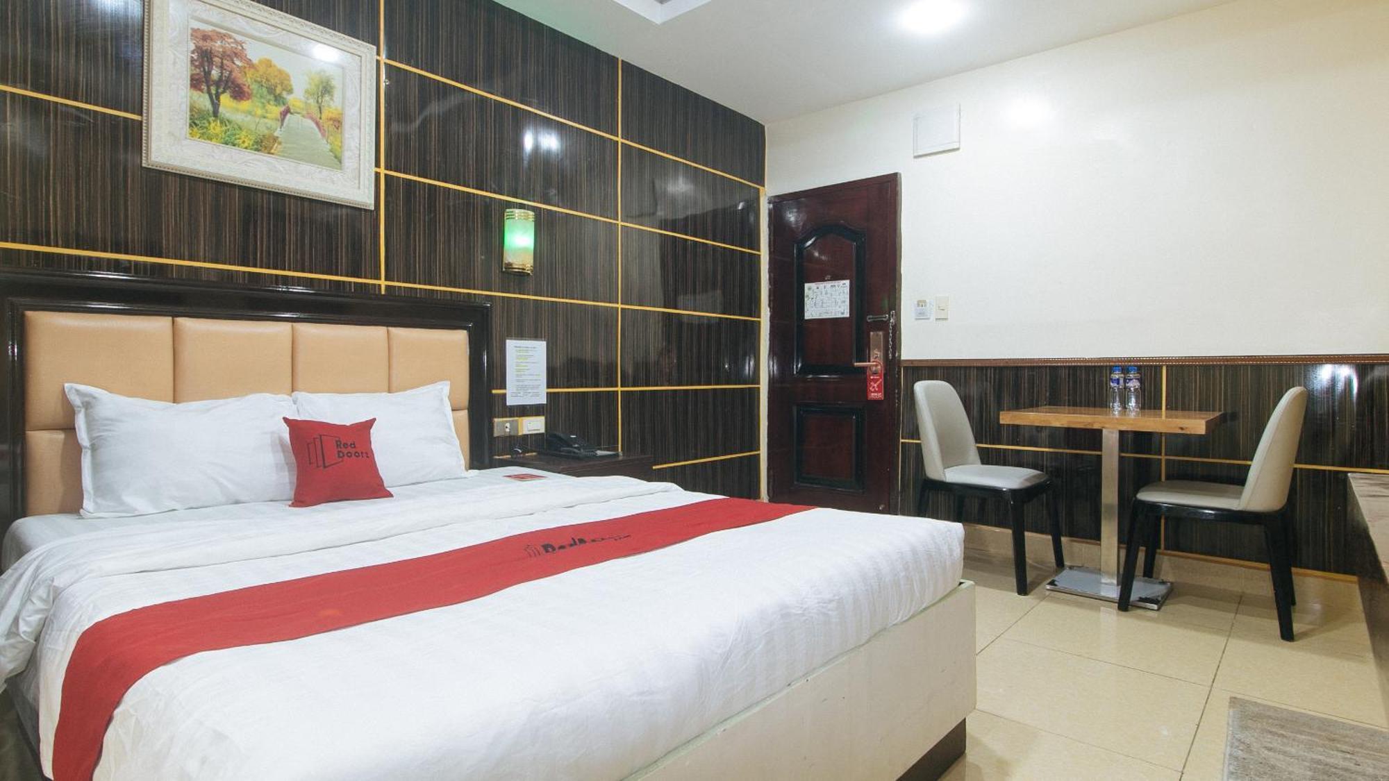 Reddoorz At Winter Hotel Araneta Quezon City Exterior foto